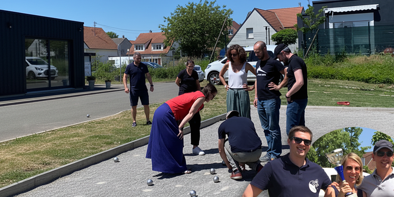 Notre client ONEY profite d’un barbecue et d’un tournoi de pétanque chez IT-ROOM